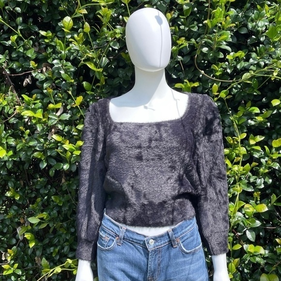 NWT Free People Moonbeam Black Classic Scoop Neck Plush Sweater - Picture 1 of 10